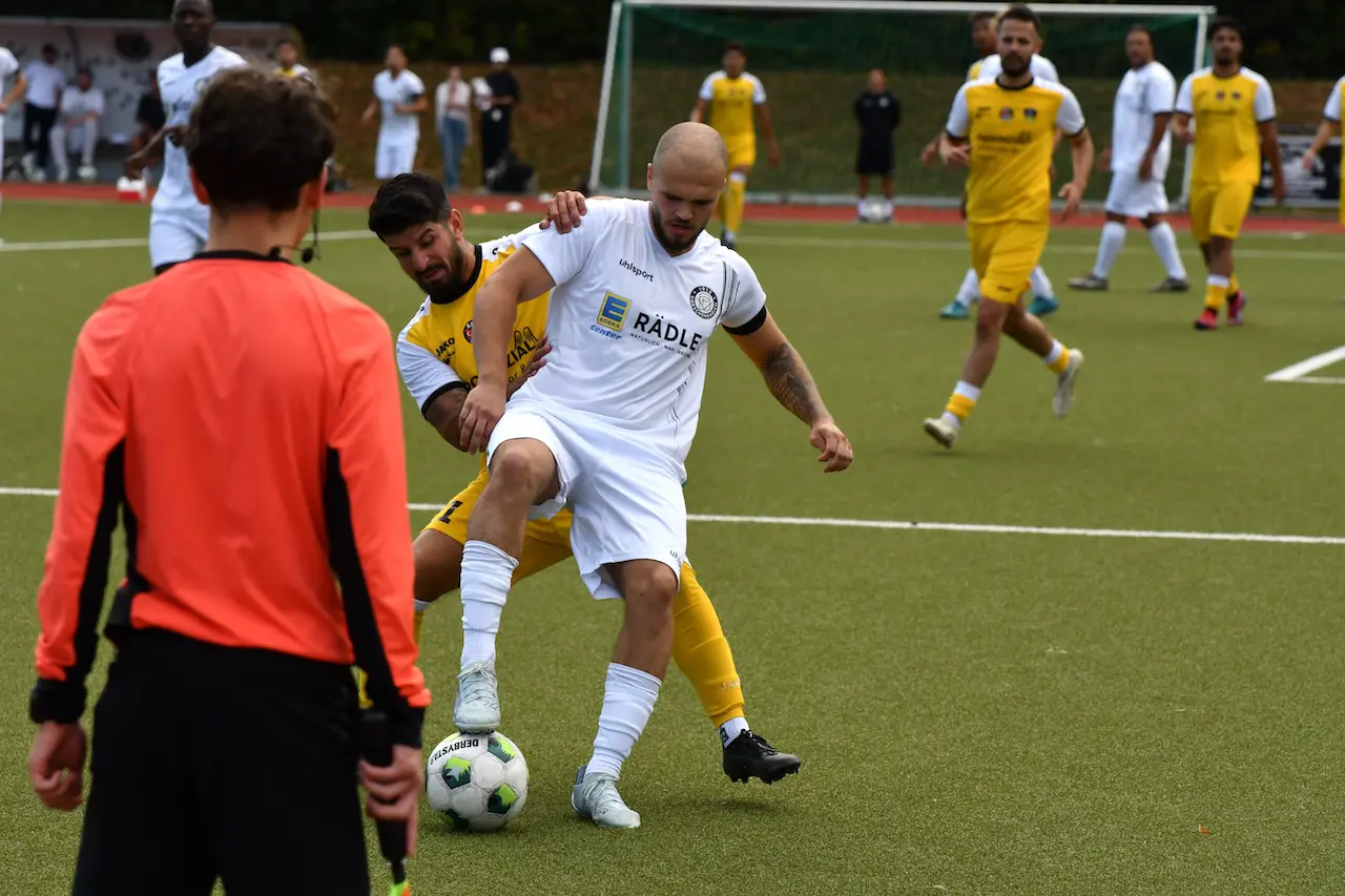vfb-korschenbroich-vs-tuerkiyemspor VFB 1. Mannschaft